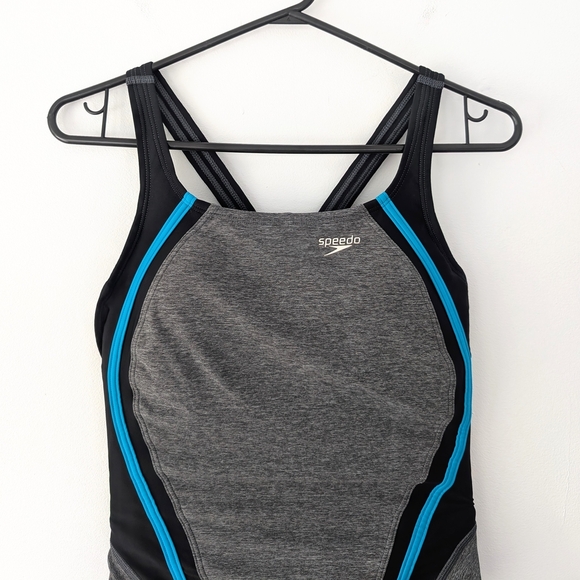 2/15$ Speedo Women's Gray and Blue Swimsuit - Picture 2 of 6